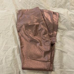 Beyond Yoga rose gold legging